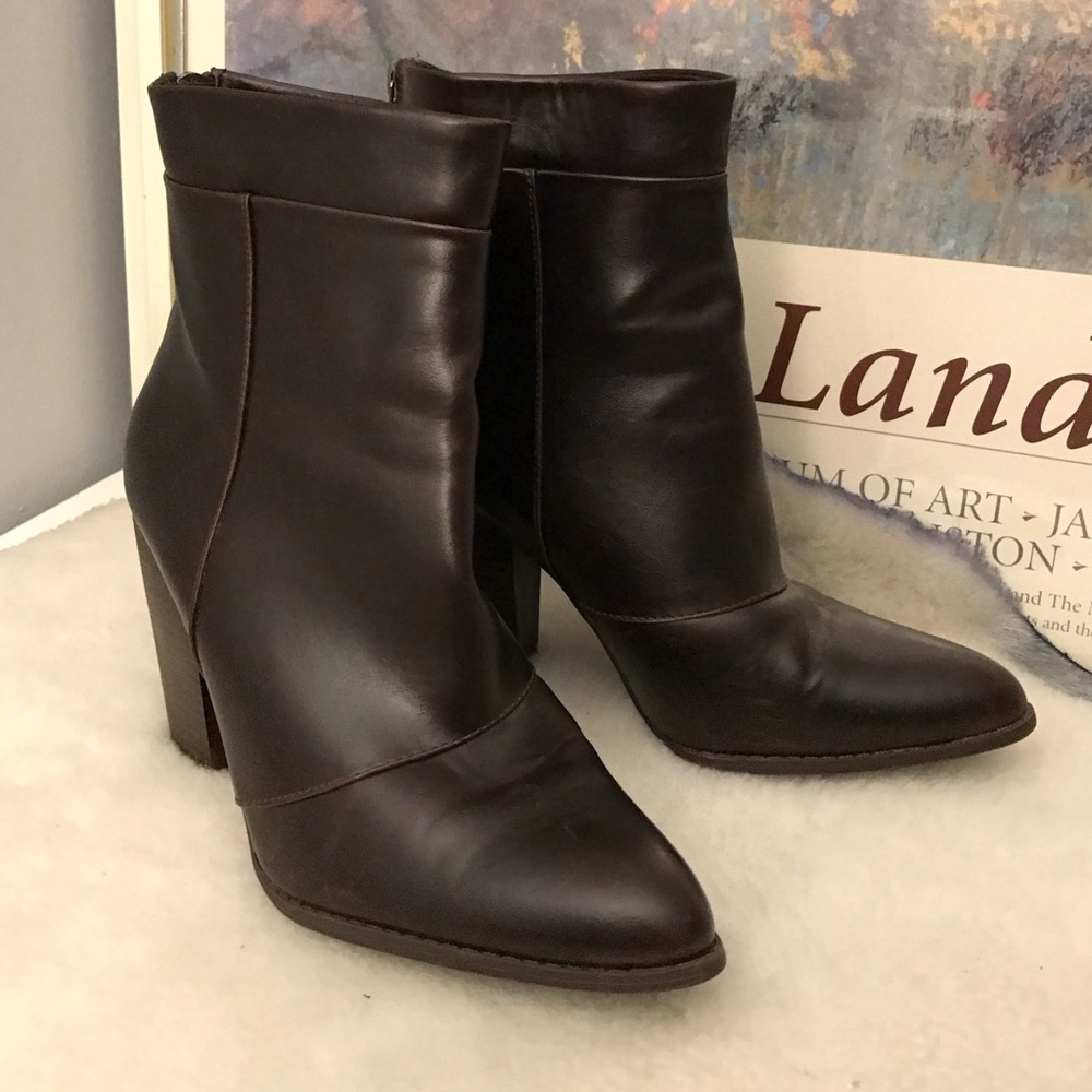 Ankle boots